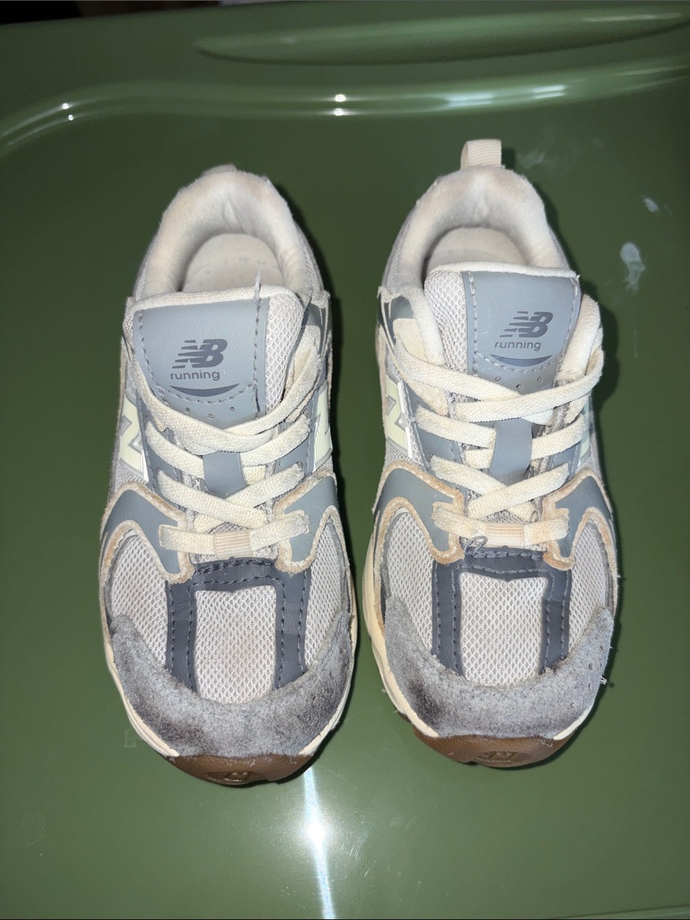 New Balance Kids Sneakers - Gray & Cream